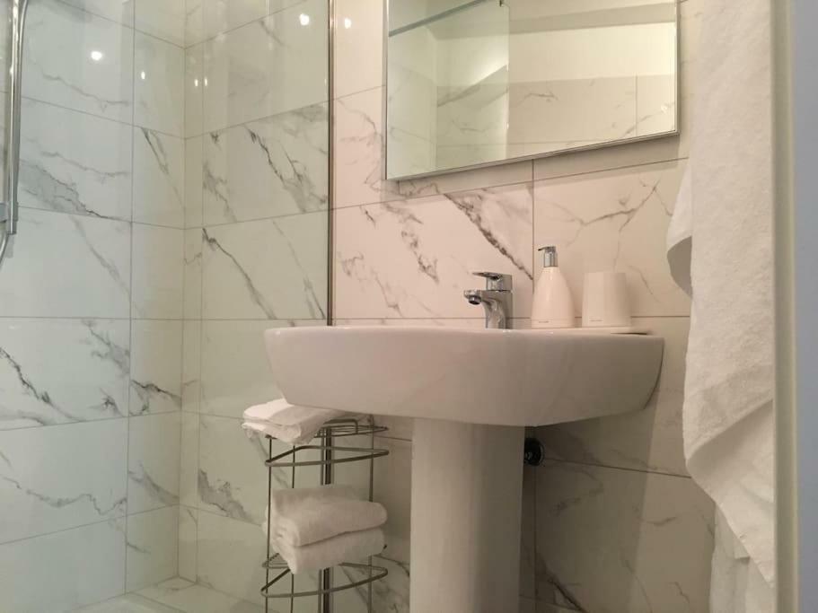 Suite Milano Exteriör bild